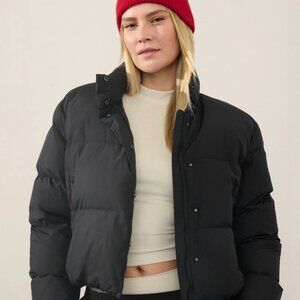 Athleta - black summit cropped puffer size small